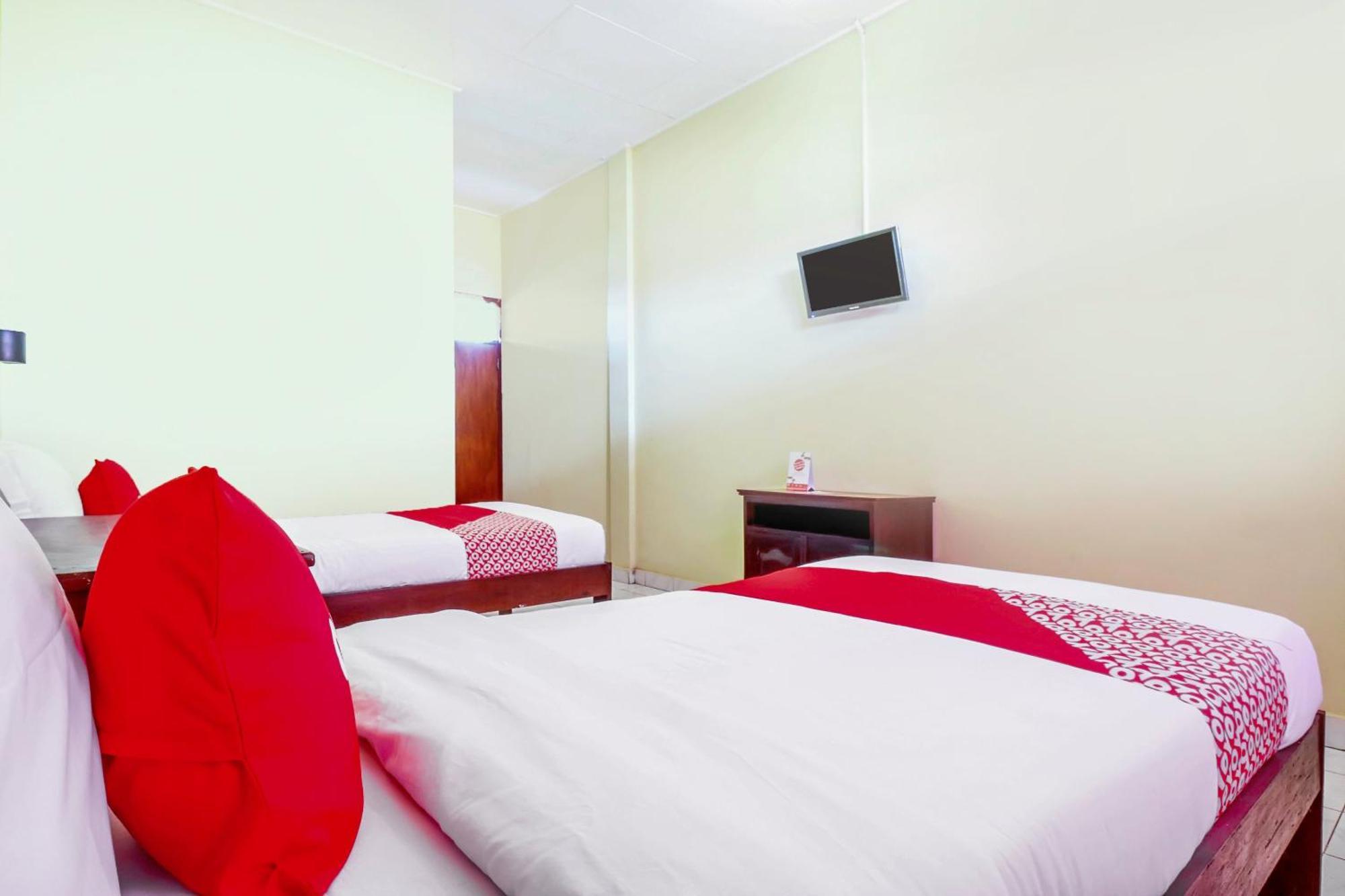 Oyo 2184 Nan Berlian Inn Legian  Ngoại thất bức ảnh