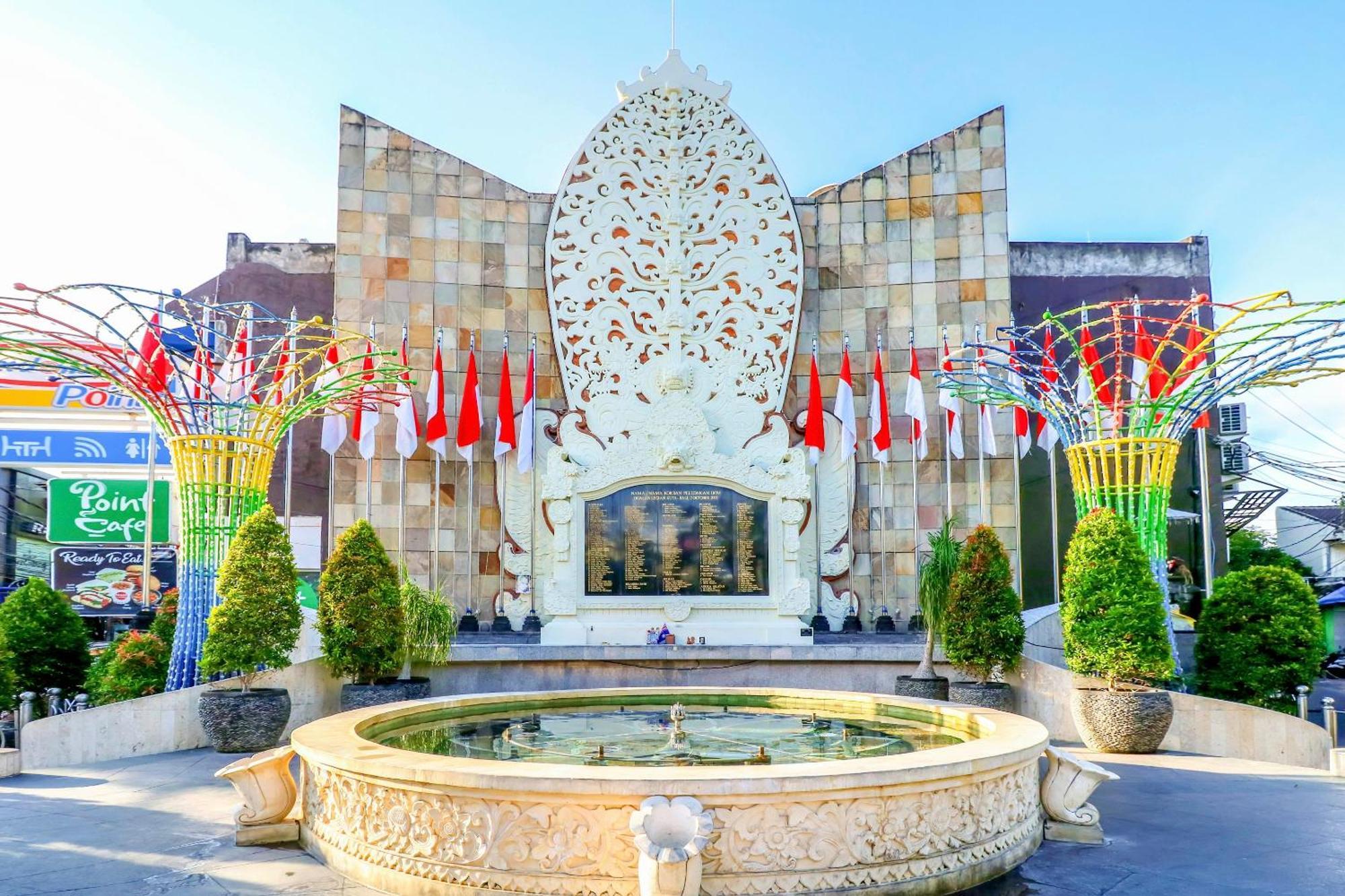 Oyo 2184 Nan Berlian Inn Legian  Ngoại thất bức ảnh